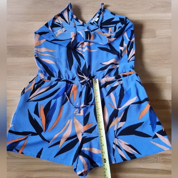 C & E Tropical Print Romper - Picture 10 of 12